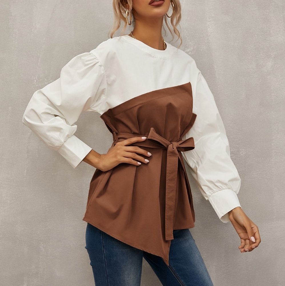 Keyhole Back Belted 2 In 1 Top - Picture 2 of 4